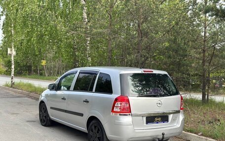 Opel Zafira B, 2011 год, 599 000 рублей, 4 фотография