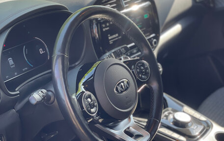 KIA Soul EV, 2020 год, 2 390 000 рублей, 17 фотография