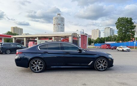 BMW 5 серия, 2020 год, 2 200 000 рублей, 3 фотография