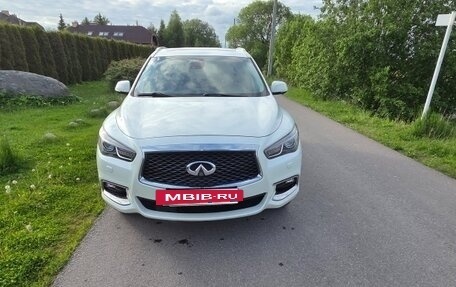 Infiniti QX60 I рестайлинг, 2018 год, 2 990 000 рублей, 10 фотография