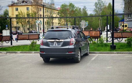 Honda Fit Shuttle I рестайлинг, 2014 год, 1 200 000 рублей, 3 фотография