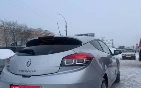 Renault Megane III, 2011 год, 700 000 рублей, 4 фотография