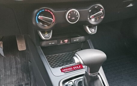 KIA Rio IV, 2017 год, 1 207 000 рублей, 12 фотография