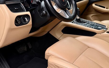 Porsche Macan I рестайлинг, 2017 год, 3 950 000 рублей, 26 фотография