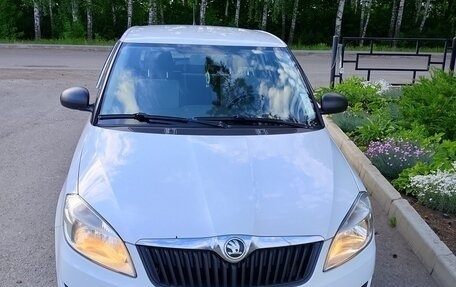 Skoda Fabia II, 2014 год, 750 000 рублей, 2 фотография