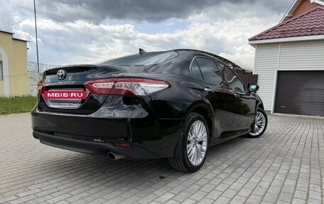Toyota Camry, 2021 год, 3 100 000 рублей, 3 фотография