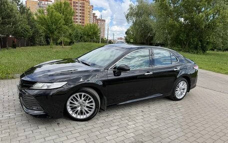 Toyota Camry, 2021 год, 3 100 000 рублей, 5 фотография