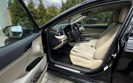 Toyota Camry, 2021 год, 3 100 000 рублей, 12 фотография
