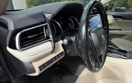 Toyota Camry, 2021 год, 3 100 000 рублей, 15 фотография