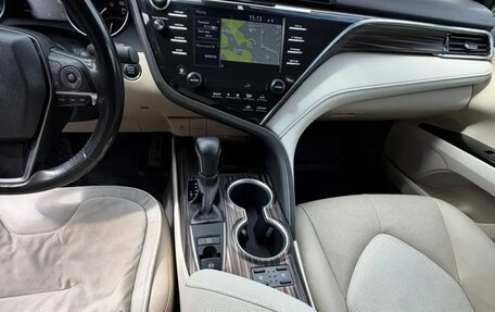 Toyota Camry, 2021 год, 3 100 000 рублей, 17 фотография