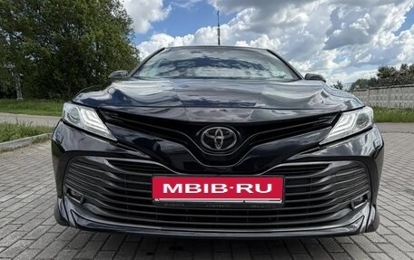 Toyota Camry, 2021 год, 3 100 000 рублей, 8 фотография
