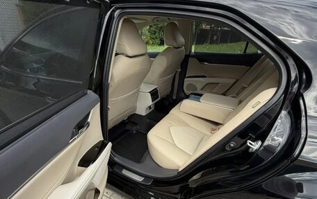 Toyota Camry, 2021 год, 3 100 000 рублей, 21 фотография