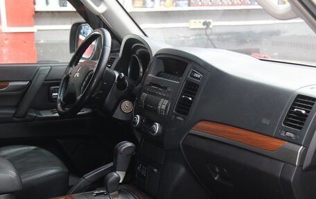 Mitsubishi Pajero IV, 2007 год, 1 450 000 рублей, 6 фотография