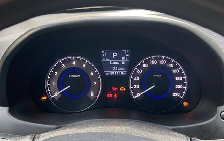 Hyundai Solaris II рестайлинг, 2011 год, 670 000 рублей, 11 фотография