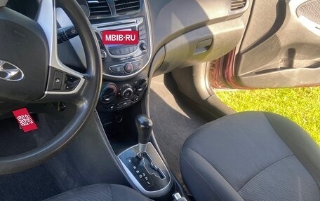 Hyundai Solaris II рестайлинг, 2011 год, 670 000 рублей, 5 фотография