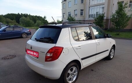 Skoda Fabia II, 2013 год, 590 000 рублей, 3 фотография