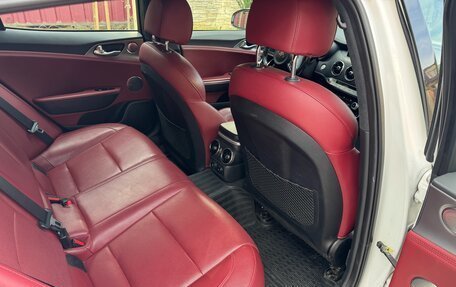 KIA Stinger I, 2018 год, 2 700 000 рублей, 14 фотография