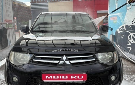 Mitsubishi L200 IV рестайлинг, 2011 год, 1 000 000 рублей, 3 фотография