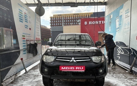 Mitsubishi L200 IV рестайлинг, 2011 год, 1 000 000 рублей, 11 фотография