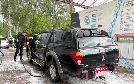 Mitsubishi L200 IV рестайлинг, 2011 год, 1 000 000 рублей, 7 фотография