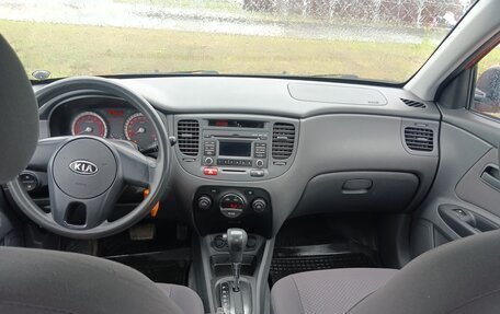 KIA Rio II, 2010 год, 680 000 рублей, 10 фотография