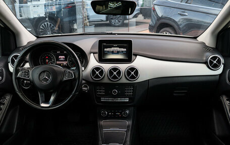 Mercedes-Benz B-Класс, 2016 год, 1 200 000 рублей, 10 фотография