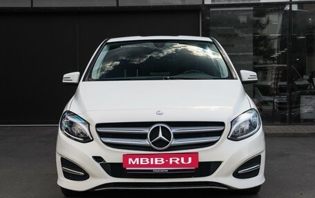 Mercedes-Benz B-Класс, 2016 год, 1 200 000 рублей, 2 фотография