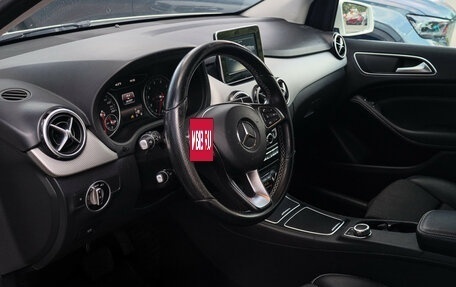 Mercedes-Benz B-Класс, 2016 год, 1 200 000 рублей, 13 фотография