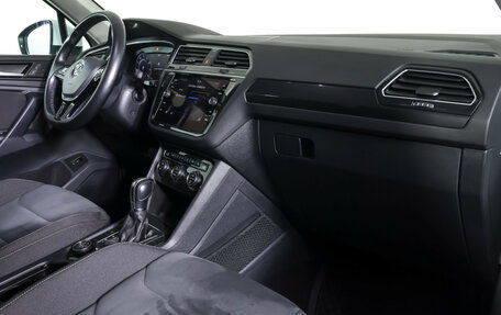Volkswagen Tiguan II, 2018 год, 3 145 000 рублей, 11 фотография