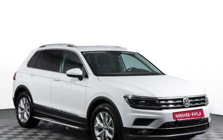 Volkswagen Tiguan II, 2018 год, 3 145 000 рублей, 3 фотография
