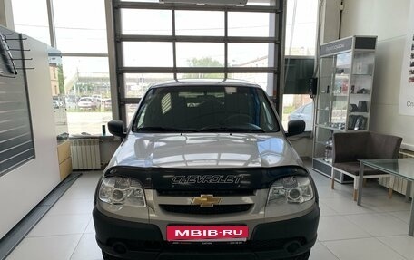 Chevrolet Niva I рестайлинг, 2018 год, 770 000 рублей, 3 фотография