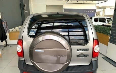 Chevrolet Niva I рестайлинг, 2018 год, 770 000 рублей, 8 фотография