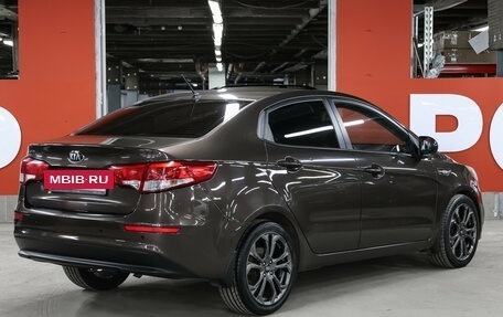 KIA Rio III рестайлинг, 2015 год, 987 000 рублей, 6 фотография