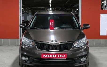 KIA Rio III рестайлинг, 2015 год, 987 000 рублей, 2 фотография