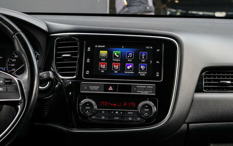 Mitsubishi Outlander III рестайлинг 3, 2019 год, 2 520 000 рублей, 11 фотография