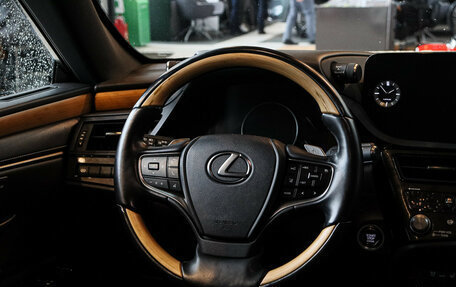 Lexus ES VII, 2021 год, 4 550 000 рублей, 14 фотография