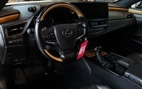 Lexus ES VII, 2021 год, 4 550 000 рублей, 18 фотография