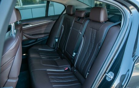 BMW 5 серия, 2020 год, 5 850 000 рублей, 14 фотография