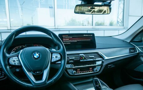 BMW 5 серия, 2020 год, 5 850 000 рублей, 11 фотография