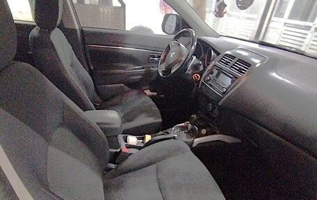 Mitsubishi ASX I рестайлинг, 2012 год, 950 000 рублей, 10 фотография