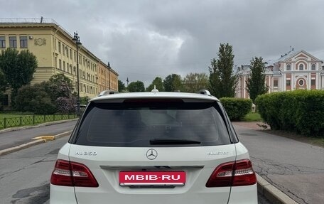 Mercedes-Benz M-Класс, 2012 год, 1 990 000 рублей, 4 фотография