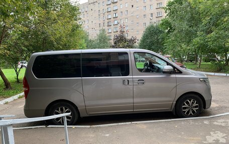 Hyundai H-1 II рестайлинг, 2021 год, 3 900 000 рублей, 4 фотография