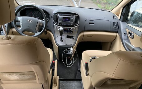 Hyundai H-1 II рестайлинг, 2021 год, 3 900 000 рублей, 5 фотография