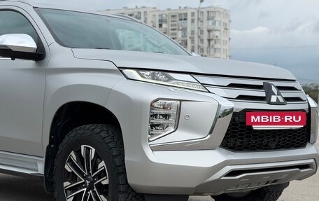 Mitsubishi Montero Sport, 2022 год, 3 797 000 рублей, 5 фотография