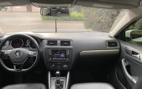 Volkswagen Jetta VI, 2017 год, 1 490 000 рублей, 8 фотография