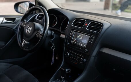 Volkswagen Golf VI, 2010 год, 750 000 рублей, 11 фотография