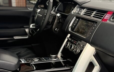 Land Rover Range Rover IV рестайлинг, 2013 год, 3 750 000 рублей, 23 фотография