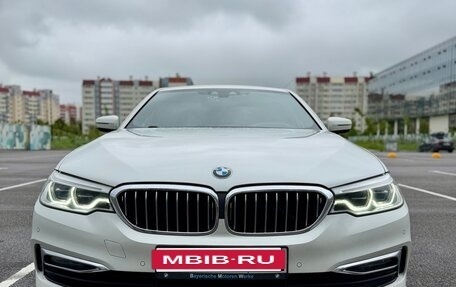 BMW 5 серия, 2019 год, 4 800 000 рублей, 2 фотография