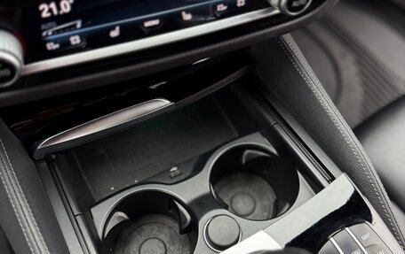 BMW 5 серия, 2019 год, 4 800 000 рублей, 11 фотография
