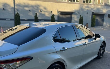 Toyota Camry, 2019 год, 2 600 000 рублей, 5 фотография